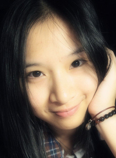 養(yǎng)眼！全國(guó)?；ㄐ２菖判邪?/></a></p>

<p>　　她們是校園里最亮眼的風(fēng)景，她們是校園里最惹人羨的對(duì)象，那些生的美麗清純的?；ǎ遣皇且苍谀愕纳磉叧霈F(xiàn)過？黃佳懌華僑大學(xué)</p>
</p>
</div>
</div>

<div   class=