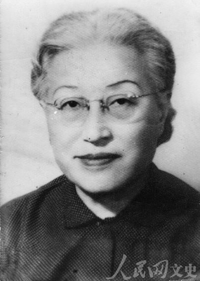 至死都深愛著蔣介石的女人