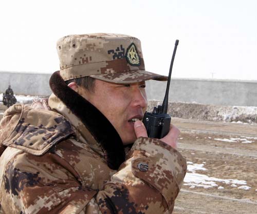 新疆兵團六師共青團農(nóng)場民兵軍訓強素質(zhì)