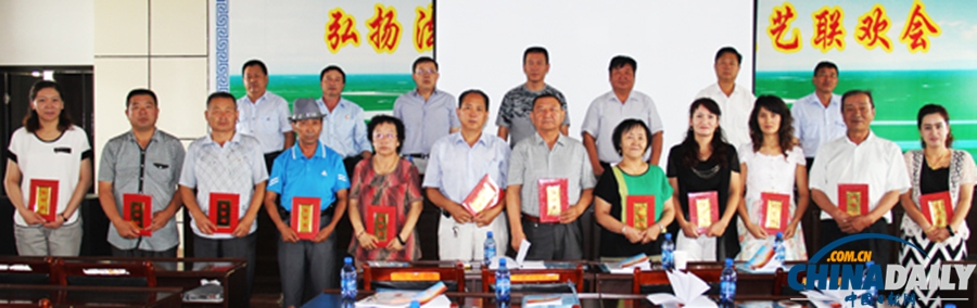 和靜縣法院培訓(xùn)新增人民陪審員