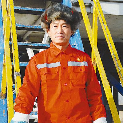 “我的人生價(jià)值在鉆臺(tái)”——記大慶油田1205鉆井隊(duì)隊(duì)長(zhǎng)李新民