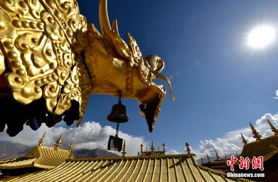 西藏大昭寺史上最大規(guī)模金頂維修竣工