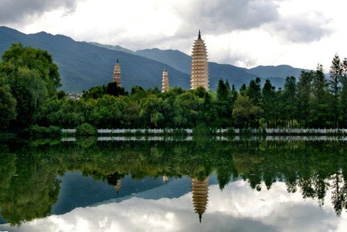 春節(jié)：游不一樣的云南　體驗(yàn)別樣民族風(fēng)情（圖）