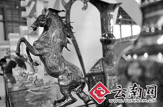 重投資貿(mào)易 云南臨滄邊交會首日引資188億元