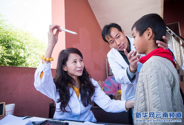 “青少年視力關(guān)愛(ài)云南行”為3萬(wàn)名青少年提供視力篩查