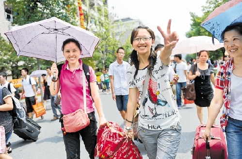 浙大5700多名本科新生昨起陸續(xù)報到