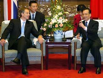 Chinese leaders meet with Blair