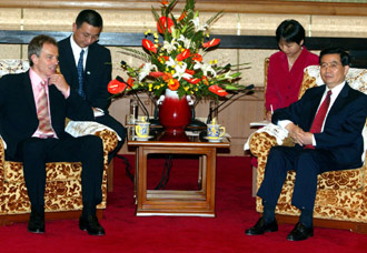 Chinese leaders meet with Blair