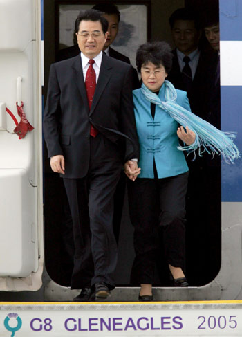 Leaders arrive in Gleneagles for summit