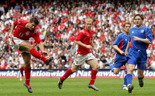 England beat Iceland 6-1