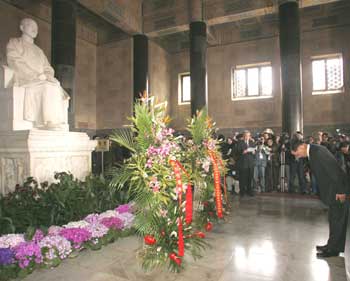 Landmark KMT visit garners wide support