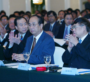 Poll: China-Japan ties need mending