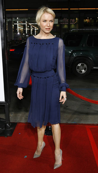 Celebs pose at the 
