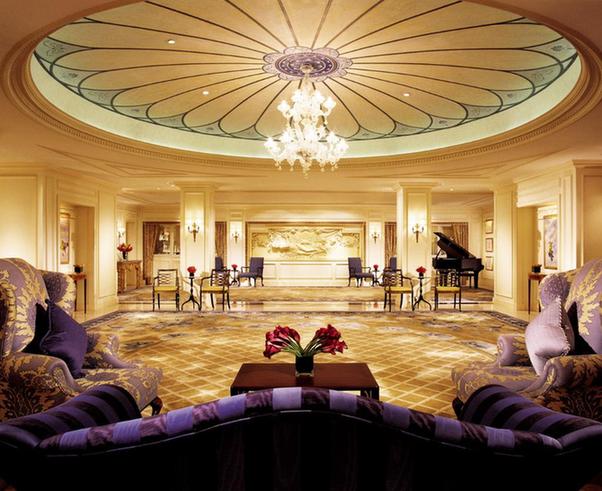 Peninsula hotel