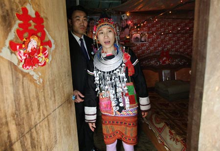 Li ethnic wedding
