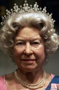 英女王80大壽百叟同樂(lè) 畫(huà)像雕像蠟像同日亮相