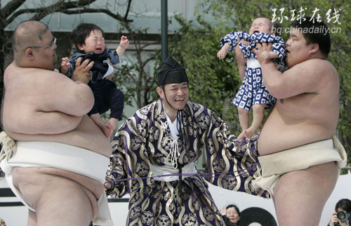 日本嬰兒大哭比賽