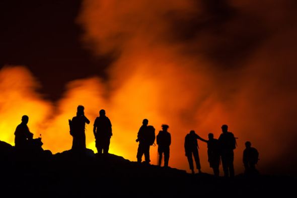 探訪(fǎng)非洲地獄般沙漠：火山毒氣硫磺湖泊俱全