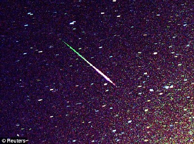 地球生命源起宇宙？隕石樣本釋疑團