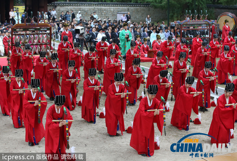 韓國首爾成均館舉行“釋奠大祭”祭祀孔子（組圖）