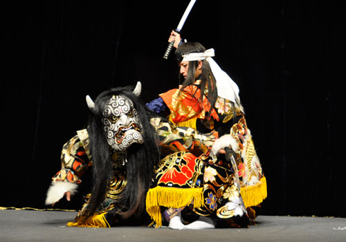 紀(jì)念中日邦交正?；?0周年 日本廣島神樂在京舉行首場公演