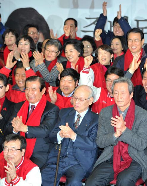 忙碌而豐富 圖說(shuō)韓國(guó)總統(tǒng)大選精彩點(diǎn)滴