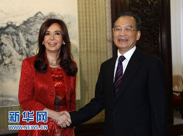 2010年溫家寶會見阿根廷總統(tǒng)克里斯蒂娜
