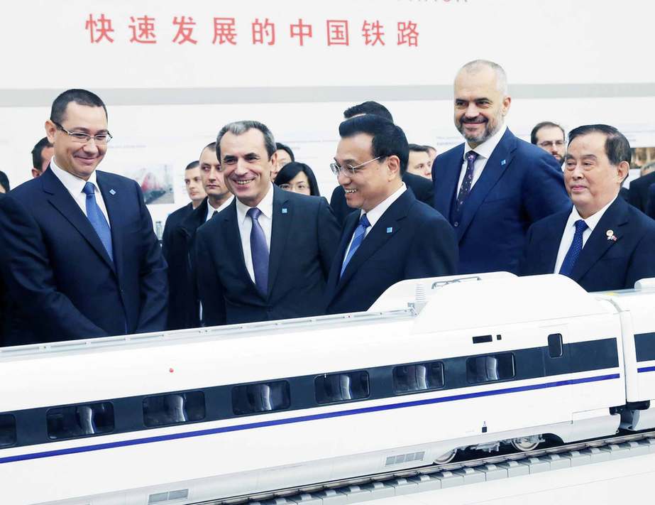 李克強“推銷”中國裝備 宣布合建匈塞鐵路