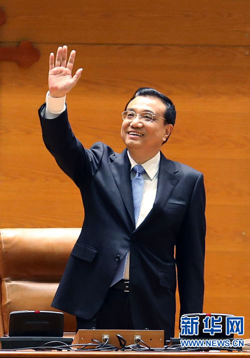 李克強(qiáng)在羅馬尼亞議會發(fā)表演講