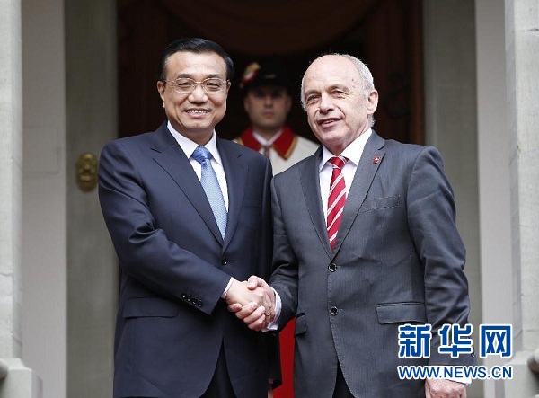 李克強(qiáng)：中瑞自由貿(mào)易協(xié)定將樹立一個(gè)好的標(biāo)桿