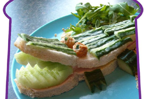 如何做飯孩子才愛吃？英一父親創(chuàng)異型三明治成名人