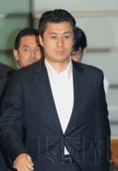 日本首相菅直人小幅更換閣僚 人事任命遭批評