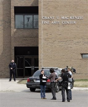 美國再現(xiàn)校園槍擊案 密歇根州一社區(qū)大學兩人死亡