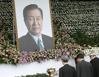 朝鮮代表團抵韓國會吊唁前總統(tǒng)金大中