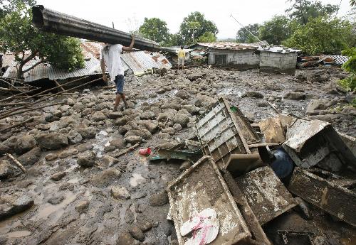 “凱薩娜”致菲律賓172人死亡失蹤 救災工作難度大