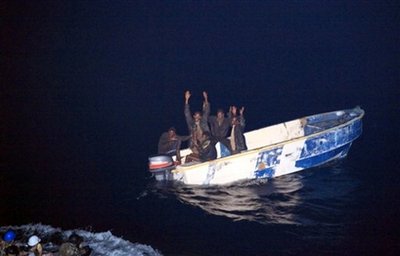 索馬里海盜襲擊法國(guó)指揮艦 5人被擒
