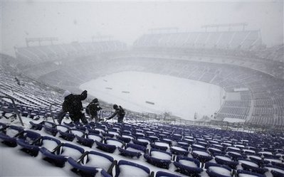 暴風(fēng)雪持續(xù)襲擊美國(guó)東部 多地進(jìn)入緊急狀態(tài)