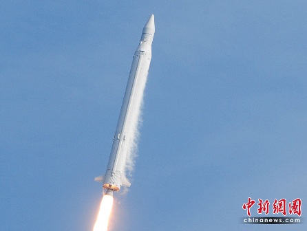 “羅老”號(hào)發(fā)射失敗爆炸 韓稱(chēng)將一直發(fā)射到成功為止