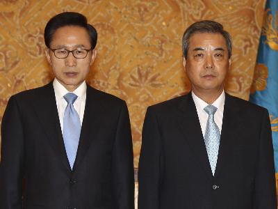 李明博提名金寬鎮(zhèn)擔(dān)任新防長(zhǎng) 朝譴責(zé)美韓把半島推向“戰(zhàn)爭(zhēng)邊緣”
