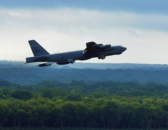 美日軍演將出動(dòng)B52轟炸機(jī)可能模擬攻敵大型艦艇
