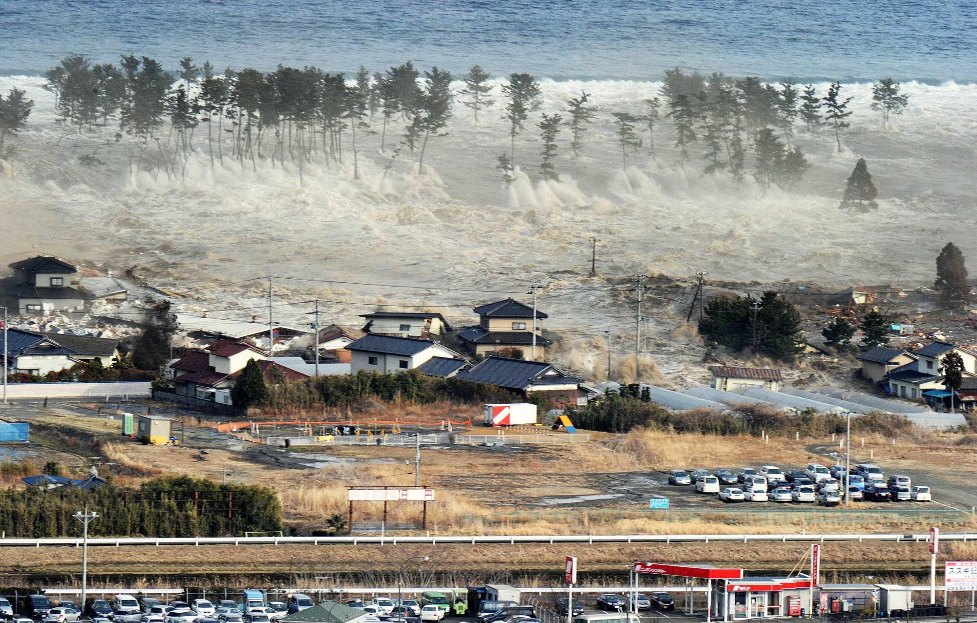 海水吞噬宮城縣大批房屋農(nóng)田