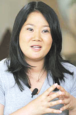 藤森之女誓與父親劃清界限？競選總統(tǒng)邀前紐約市長助陣