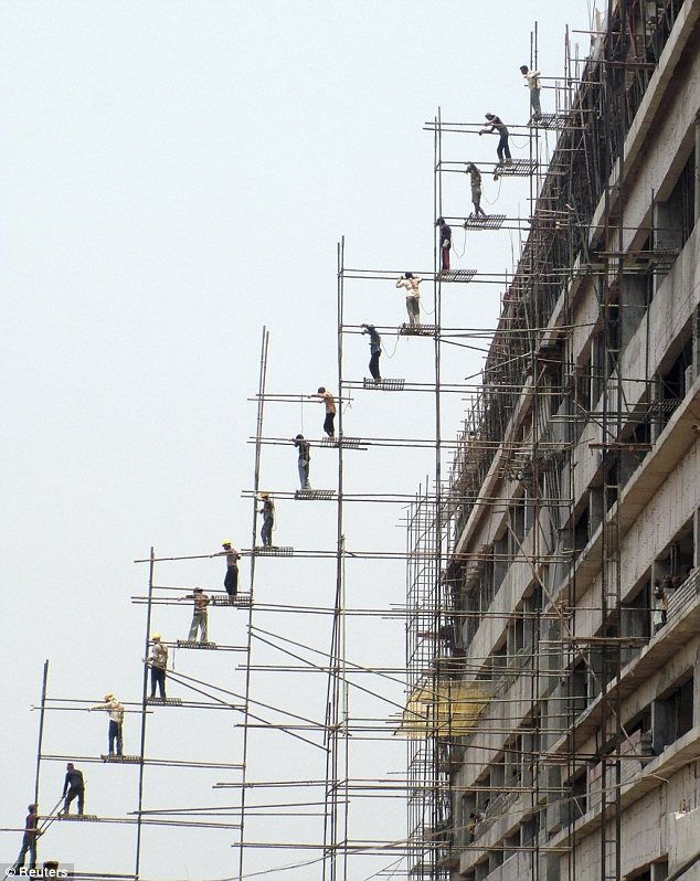 腳手架鋪就黃泉路？印度建筑名城施工方式落后要人命
