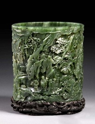 英古宅16件中國(guó)玉器拍出1250萬(wàn)英鎊 買家多為中國(guó)人