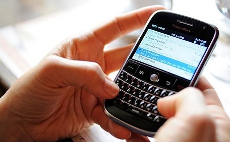 社交網絡、黑莓手機為英國“添亂” 騷亂參與者最小僅7歲