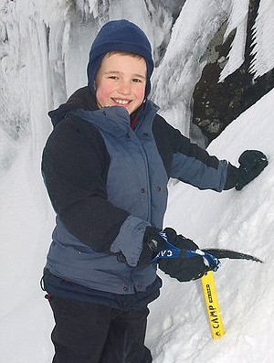 英國10歲少年征服283座“芒羅山” 打破世界記錄