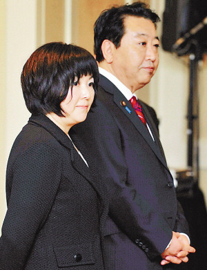 日首相稱妻子是“韓流迷” 喜歡韓國帥哥演員