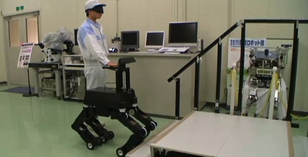 爬樓梯、躲障礙樣樣行 日本導(dǎo)盲機(jī)器狗將惠及萬(wàn)千盲人