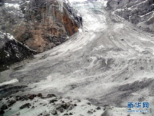 巴基斯坦軍方公布雪崩事故現(xiàn)場(chǎng)照片