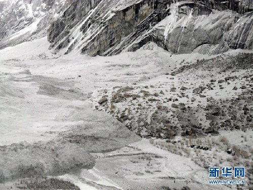 巴基斯坦軍方公布雪崩事故現(xiàn)場(chǎng)照片